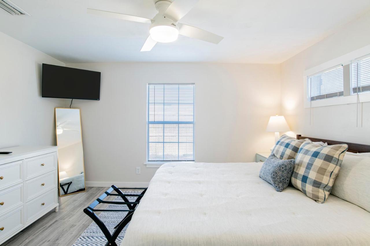 House In Mobile Newly Renovated! Quiet & Centrally Located! Exterior foto